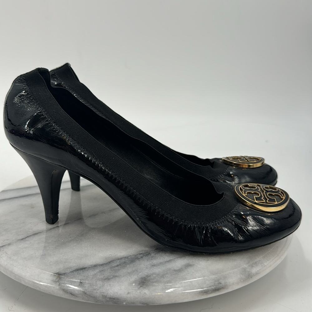 Tory Burch Black Leather Logo Ballet Flats with Gold Emblem (sz 9.5, fits large) - Picture 2 of 10